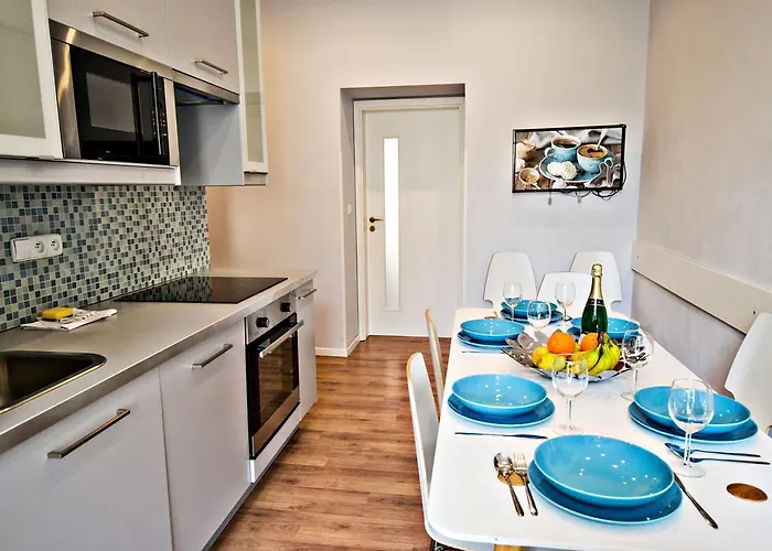 Business Class Ruterra Apartamento *