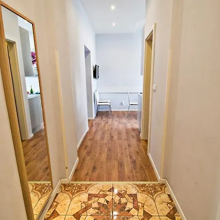 Business Class Ruterra Apartamento