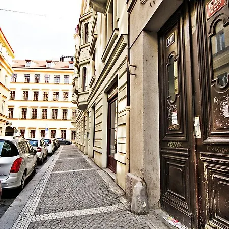 Business Class Ruterra * Prag